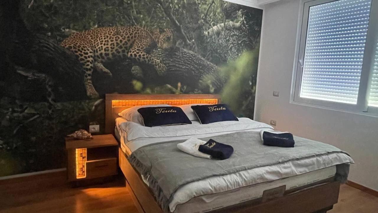 Ferienwohnung Teuta- Luxury Penthouse 200M2 Sarandë Exterior foto