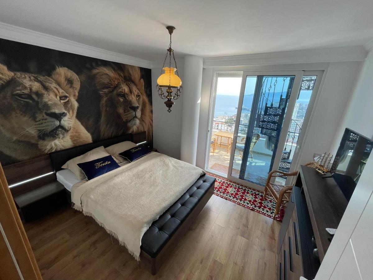 Ferienwohnung Teuta- Luxury Penthouse 200M2 Sarandë Exterior foto