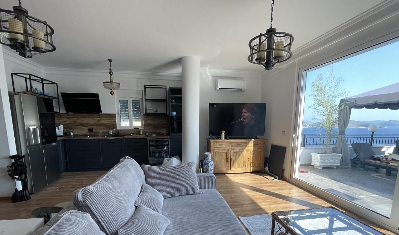 Ferienwohnung Teuta- Luxury Penthouse 200M2 Sarandë Exterior foto